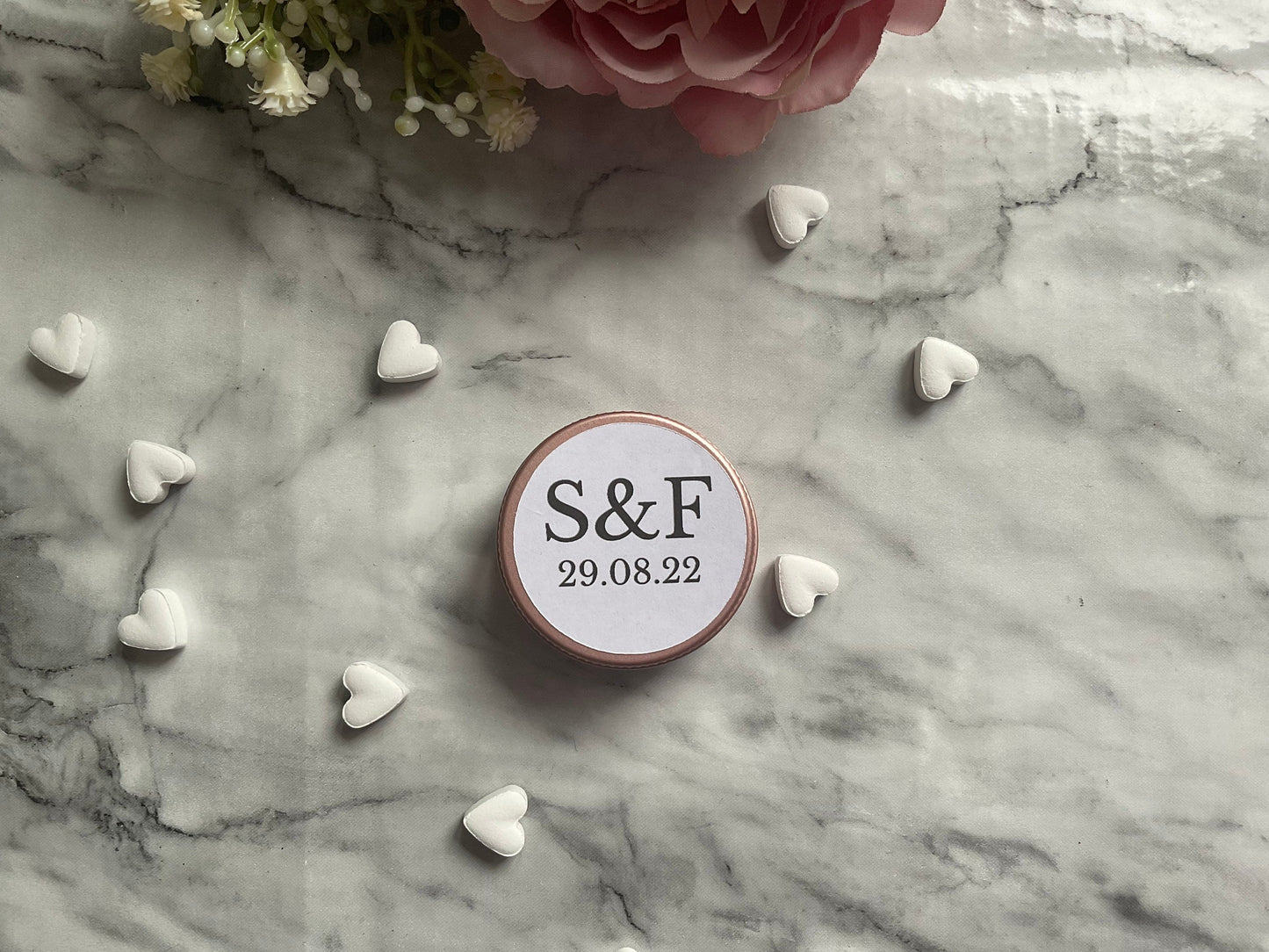 Wedding rose favour tins