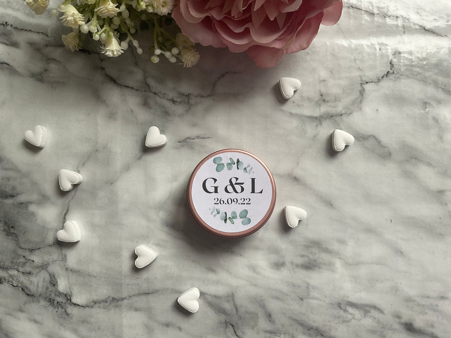 Wedding rose favour tins