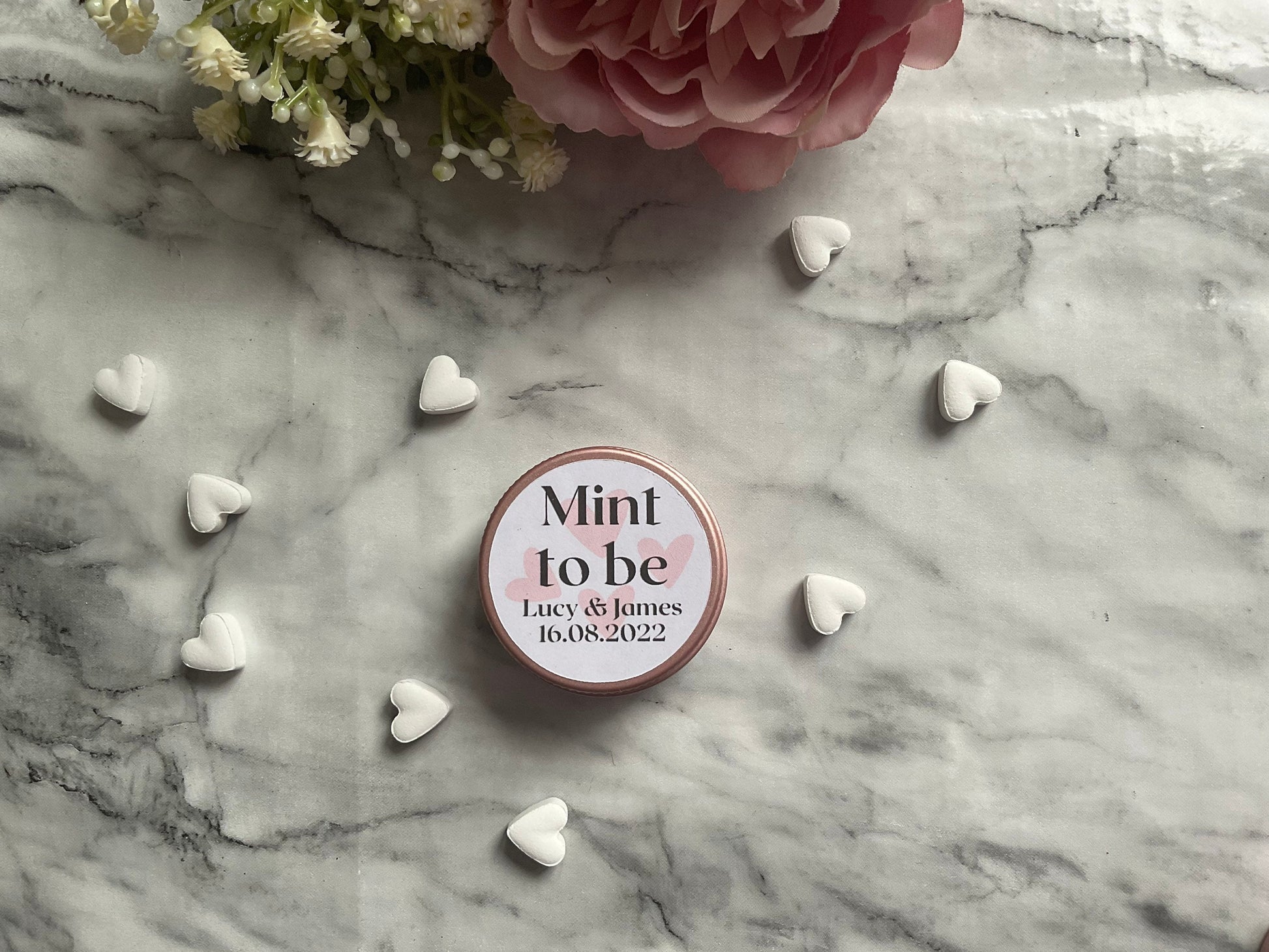 Wedding rose favour tins